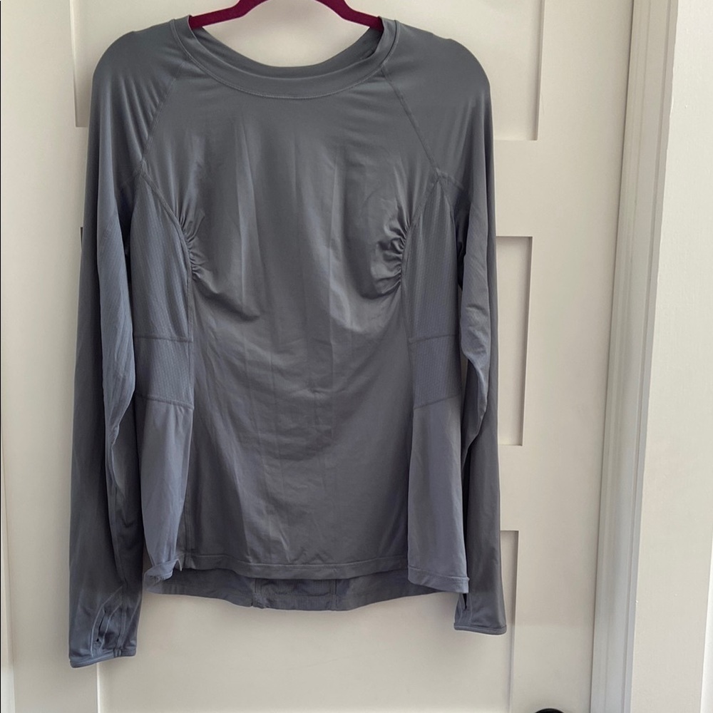 Lululemon Gray Women's Long Sleeve